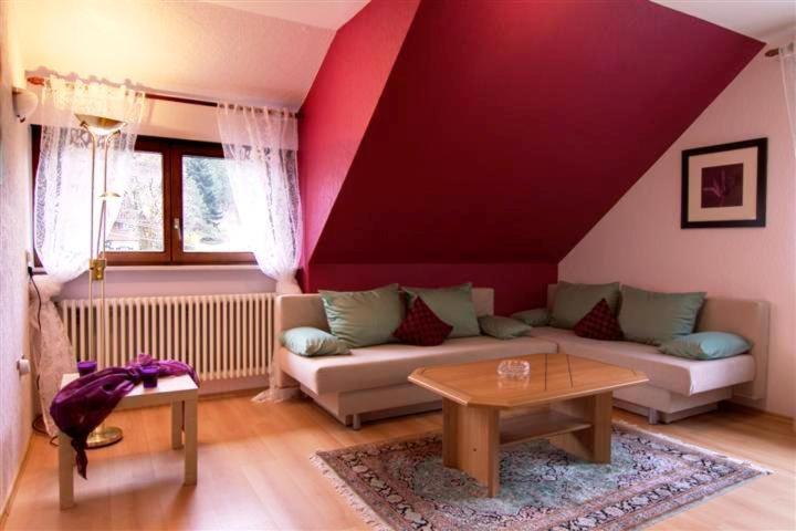 Gasthaus Zur Linde オーバーハルマースバッハ 部屋 写真